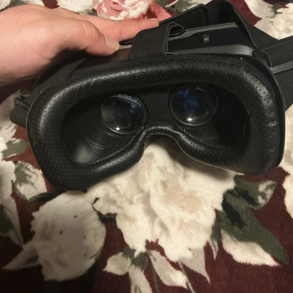 Magis Gray and Black VR Headset $40